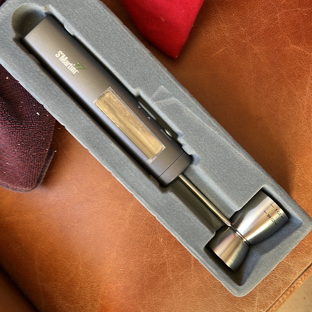 Brookstone cocktail jigger - brand new